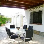 Rent 3 bedroom house of 800 m² in Marbella