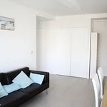 Rent 3 bedroom apartment of 70 m² in Paris