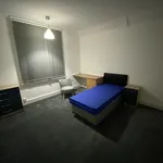 Rent 6 bedroom house in Leicester