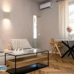 Rent 1 bedroom apartment of 50 m² in Milan