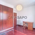 Rent 4 bedroom house of 293 m² in Coimbra