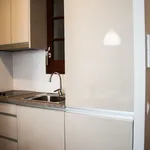 Rent 1 bedroom apartment of 45 m² in Barcelona