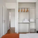 Rent 3 bedroom apartment of 59 m² in Paris