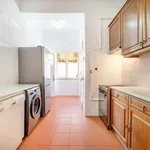 Rent a room of 160 m² in lisbon