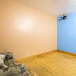 Rent 5 bedroom apartment in Sherbrooke