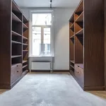 Appartement de 250 m² avec 1 chambre(s) en location à Antwerpen