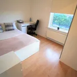 Rent 3 bedroom apartment in Yorkshire And The Humber