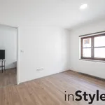 Rent 2 bedroom apartment in Staré Město