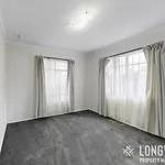 Rent 3 bedroom apartment in Chadstone