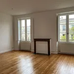 Rent 4 bedroom apartment of 11349 m² in BORDEAUX