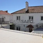 Rent 4 bedroom house of 200 m² in Lisbon