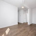 Maison de 2292 m² avec 3 chambre(s) en location à Calgary