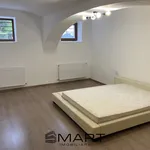 Rent 4 bedroom apartment of 130 m² in Brasov