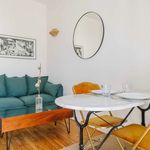 Rent 1 bedroom apartment of 290 m² in Paris