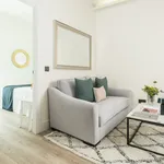 Rent 1 bedroom apartment of 45 m² in Madrid