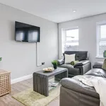 Rent 2 bedroom apartment of 700 m² in Birmingham