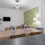 Alquilo 2 dormitorio apartamento de 700 m² en Madrid