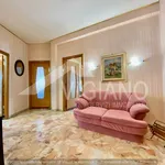 Rent 3 bedroom apartment of 145 m² in Foggia