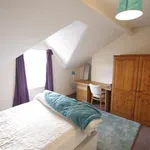 Rent 4 bedroom house in Belfast