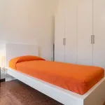 Rent a room in milan