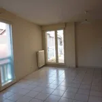 Rent 1 bedroom house of 44 m² in Villefranche-de-Rouergue