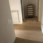 Affitto 2 camera appartamento di 65 m² in Firenze