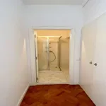 Rent a room in lisbon