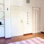 Rent a room of 110 m² in Roma