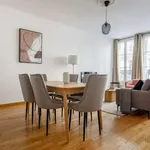 Rent 3 bedroom apartment of 93 m² in paris