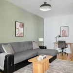 Rent 1 bedroom apartment of 570 m² in vienna