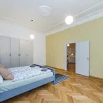 Pronajměte si 1 ložnic/e byt o rozloze 60 m² v Prague