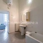 Rent 2 bedroom apartment of 76 m² in Genoa