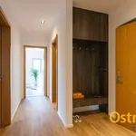 Pronajměte si 3 ložnic/e byt o rozloze 57 m² v Ostrava