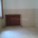 Rent 3 bedroom apartment of 100 m² in Vallecorsa