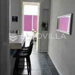 Najam 1 spavaće sobe stan od 55 m² u Grad Pula