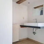 Maison de 184 m² avec 2 chambre(s) en location à Attert