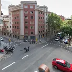 Rent 5 bedroom apartment in Barcelona