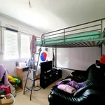 Appartement de 87 m² avec 4 chambre(s) en location à chaumont