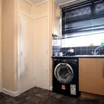 Rent a room of 76 m² in london