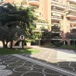 Affitto 3 camera appartamento di 100 m² in Roma