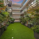 Rent 3 bedroom apartment in Westmead