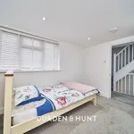 Rent 3 bedroom flat in Epping Forest