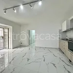 Rent 2 bedroom apartment of 65 m² in Napoli