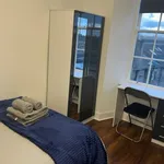 Rent 3 bedroom apartment in Scotland