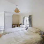 Rent 3 bedroom flat in South West England