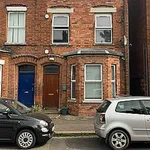 Rent 3 bedroom flat in Belfast