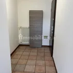 Rent 2 bedroom apartment of 60 m² in Como