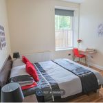 Rent 4 bedroom flat in Scotland