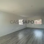 Rent 3 bedroom house of 166 m² in Viana do Castelo