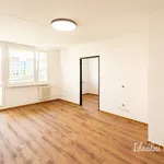 Pronajměte si 3 ložnic/e byt o rozloze 68 m² v Prague